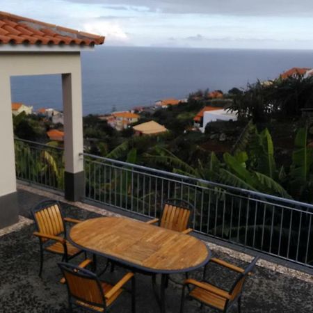 Vista Atlantico Com Carro E Bicicleta Gratis Villa Gaula Eksteriør billede