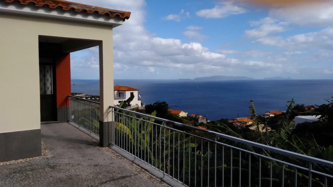 Vista Atlantico Com Carro E Bicicleta Gratis Villa Gaula Eksteriør billede